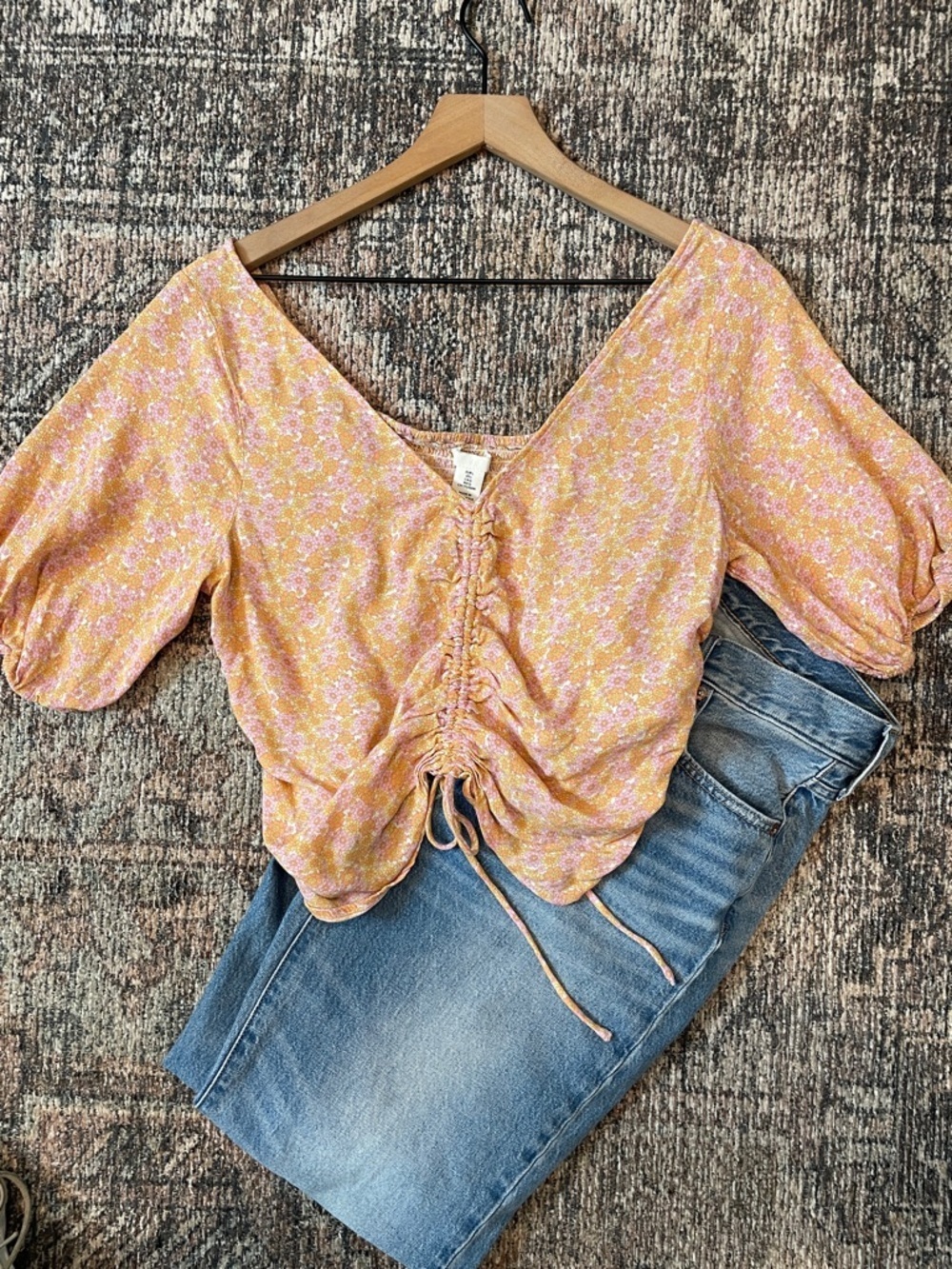 H&M Floral Ruched Crop Top Large Puff Sleeve Cottagecore - Picture 1 of 8